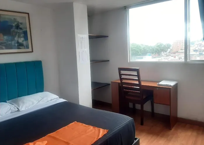 Piso Familiar Y Habitaciones Multiples En Corferias Cerca Aeropuerto Embajada