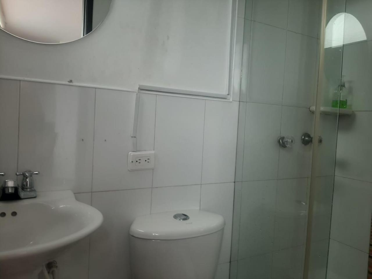 Apartahotel Piso Familiar Y Multiples En Corferias Cerca Aeropuerto Embajada Bogotá