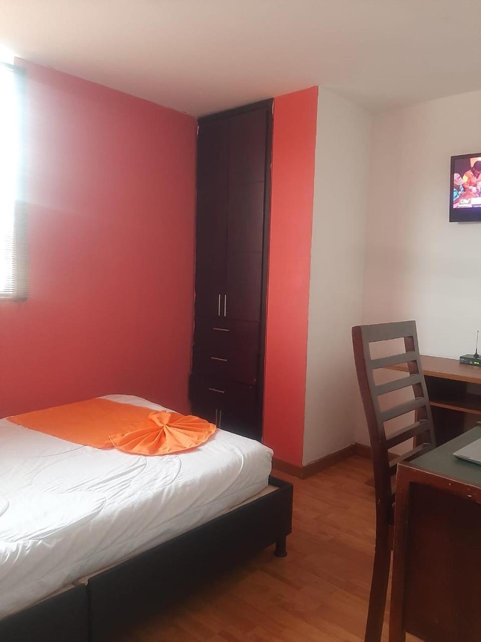 Piso Familiar Y Multiples En Corferias Cerca Aeropuerto Embajada Apartahotel Bogotá